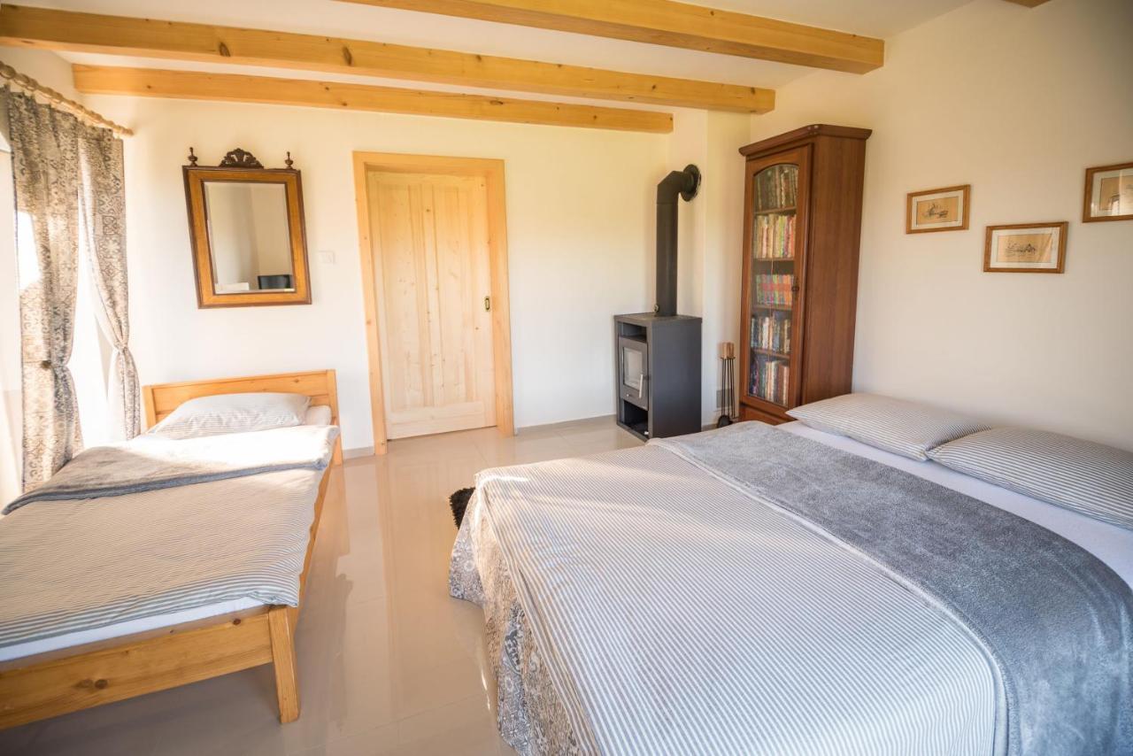 Liptovský Mikuláš Apartman Emka מראה חיצוני תמונה