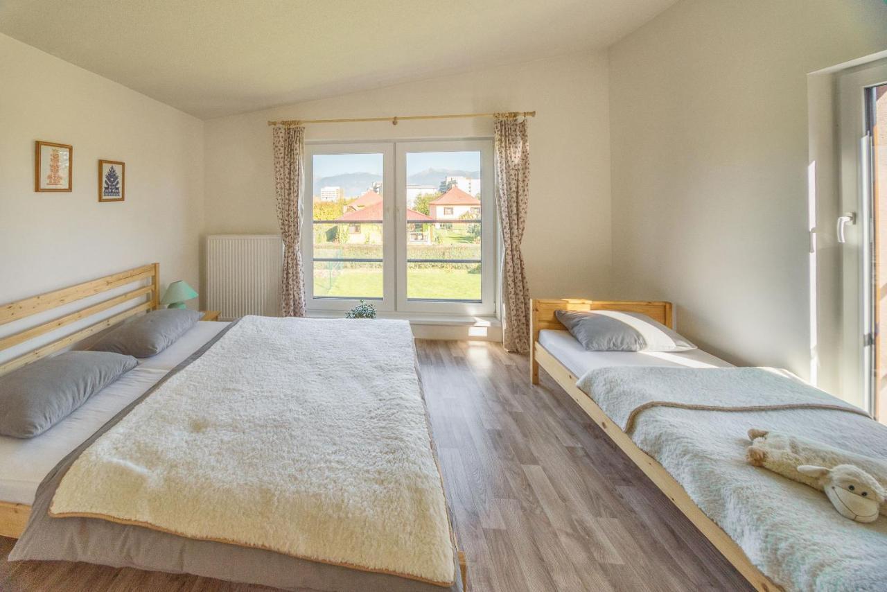 Liptovský Mikuláš Apartman Emka מראה חיצוני תמונה